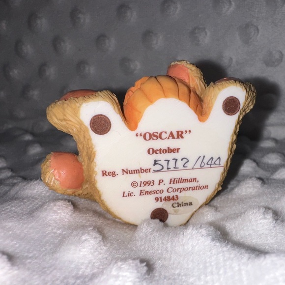 Cherished Teddies “Oscar” October Collectible Teddy Bear Figurine circa 1993 - Picture 4 of 4